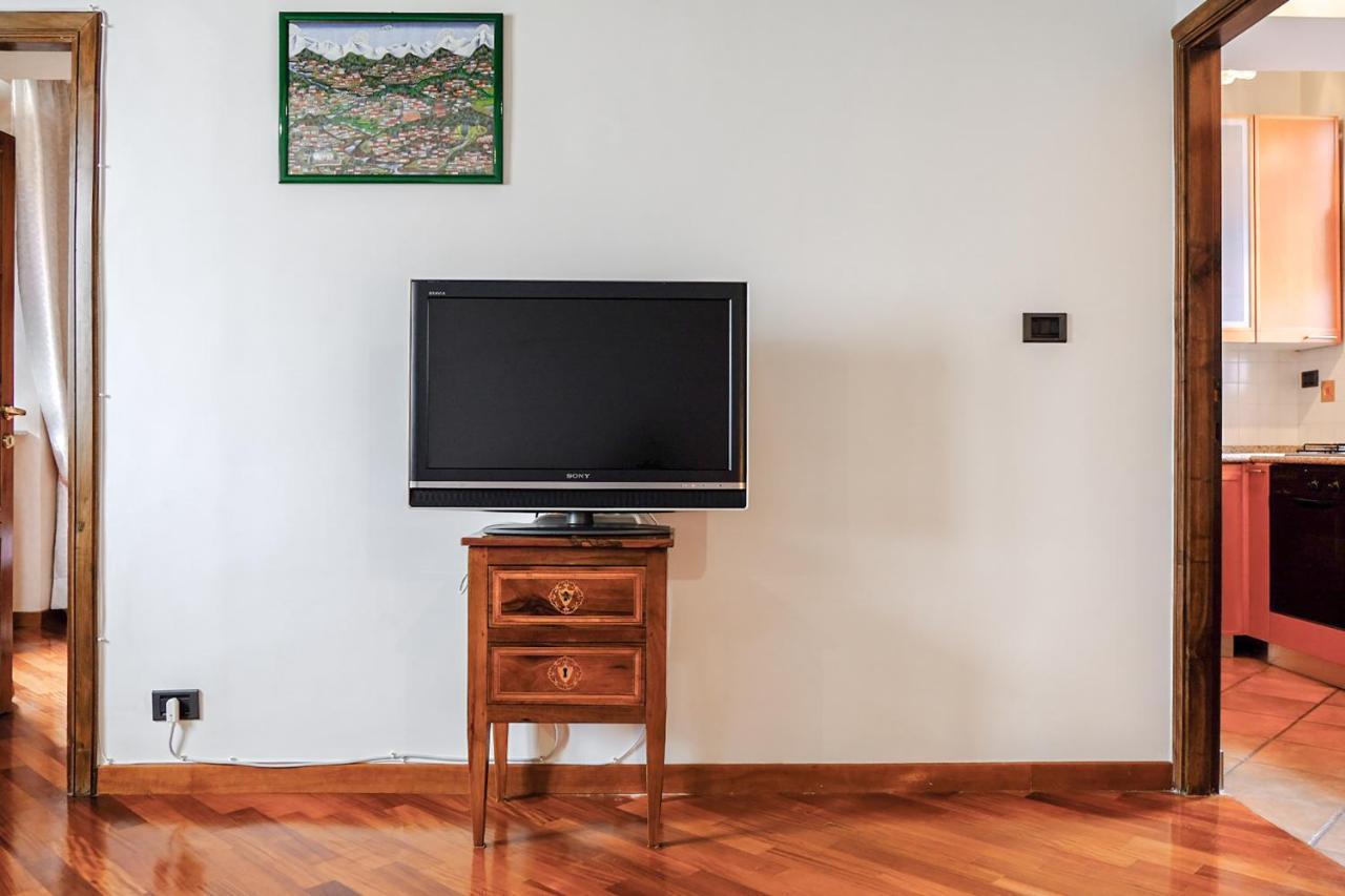Hostme Colosseum Apartment Roma Ngoại thất bức ảnh
