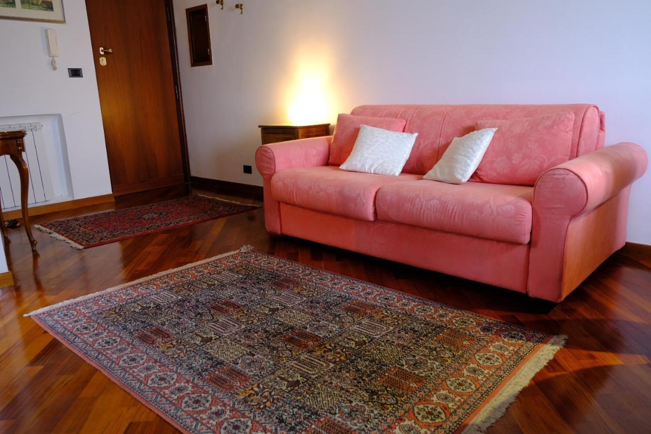 Hostme Colosseum Apartment Roma Ngoại thất bức ảnh